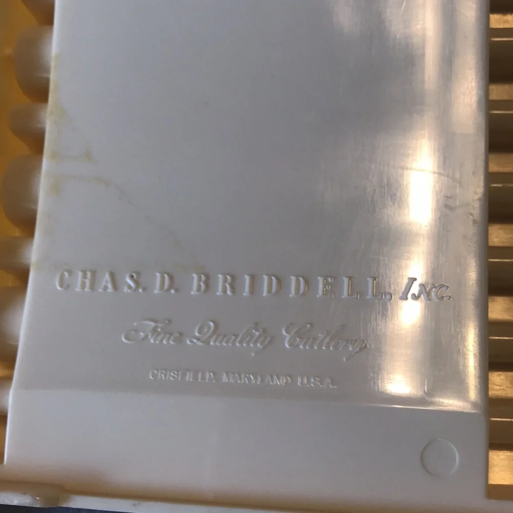 Carvel Hall Fine Cutlery by Briddell